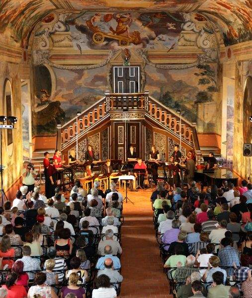 Ko strune citer zapojo